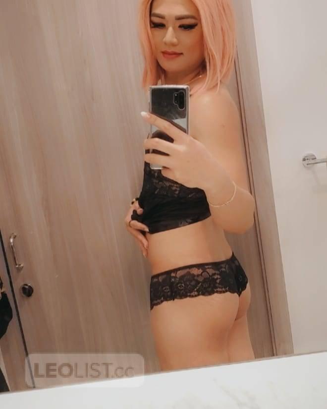 escort photo 2